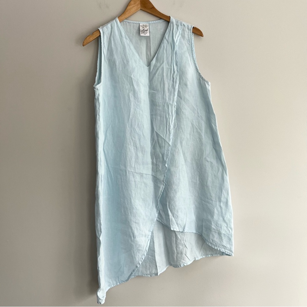 Match Point Asymmetrical Light Blue Linen Sleeveless V-Neck Tunic Small